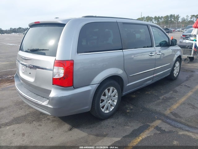44088082 :رقم المزاد ، 2C4RC1BG2DR620679 vin ، 2013 Chrysler Town & Country Touring مزاد بيع