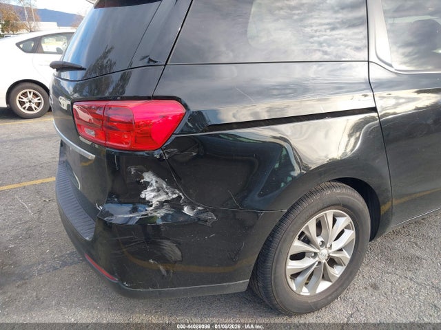 KNDMB5C14M6673051 KIA SEDONA LX