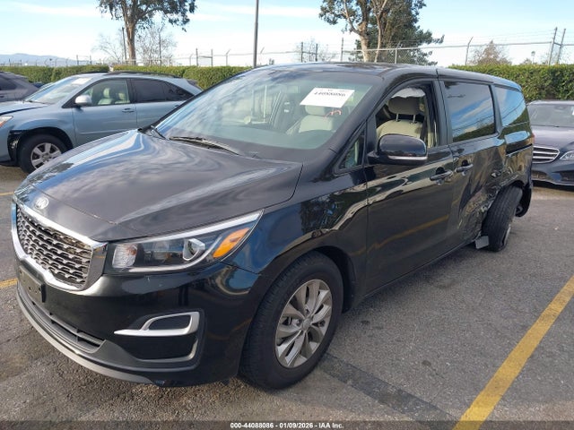 KNDMB5C14M6673051 KIA SEDONA LX