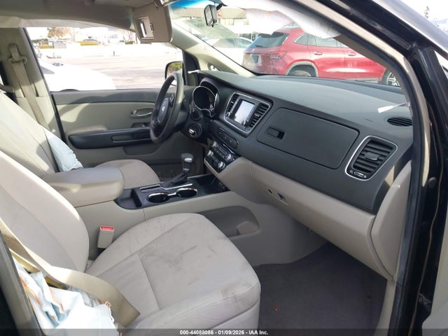 KNDMB5C14M6673051 KIA SEDONA LX