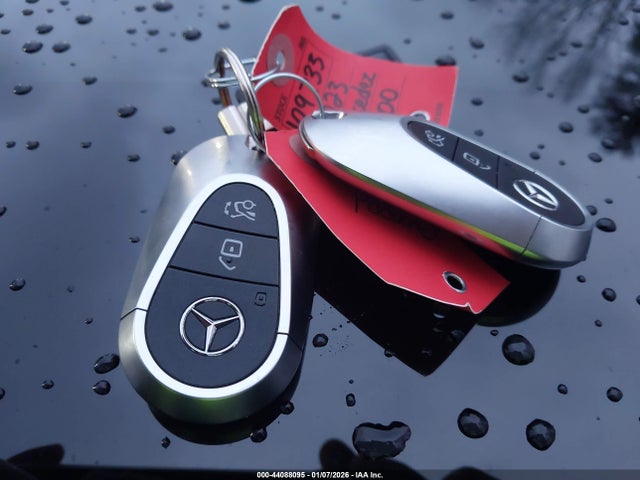 Aukcja sprzedaży 2023 Mercedes-benz C 300 4matic, vin: W1KAF4HB1PR148802, numer aukcji: 44088095