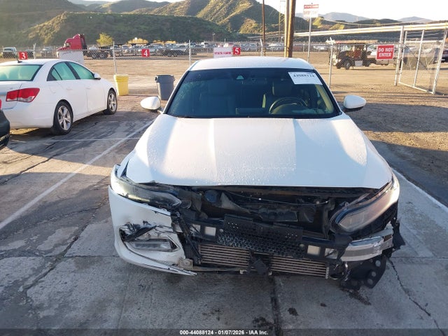 1HGCV1F33KA036236 Honda Accord Sport