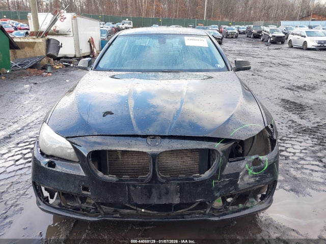 44088129 :رقم المزاد ، WBA5B3C53ED530145 vin ، 2014 Bmw 535i Xdrive مزاد بيع