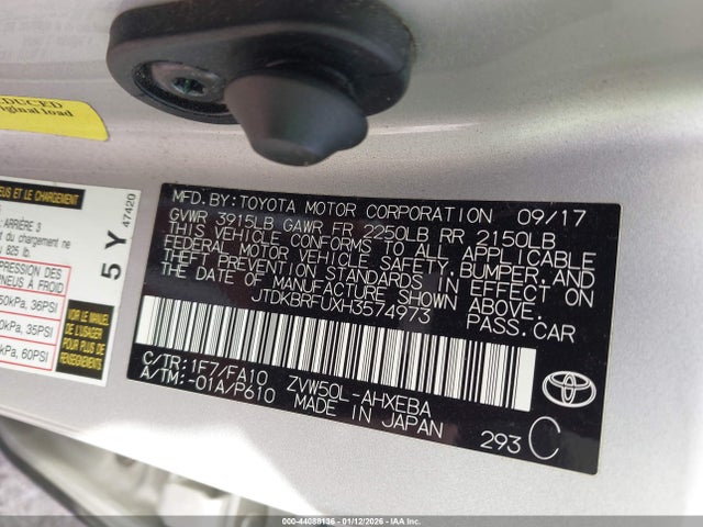44088136 :رقم المزاد ، JTDKBRFUXH3574973 vin ، 2017 Toyota Prius Two مزاد بيع