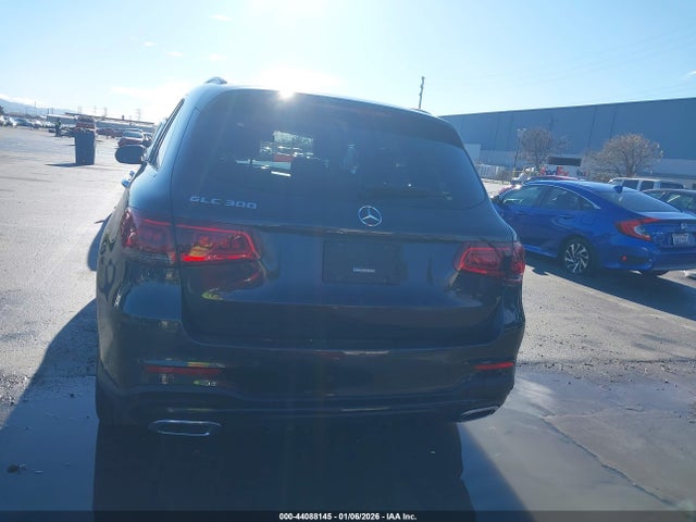 W1N0G8DB9NV390363 Mercedes-Benz Glc 300 Suv
