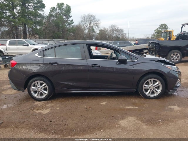 1G1BE5SMXH7100027 Chevrolet Cruze Lt Auto