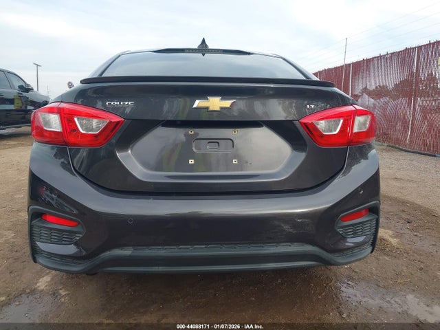 1G1BE5SMXH7100027 Chevrolet Cruze Lt Auto
