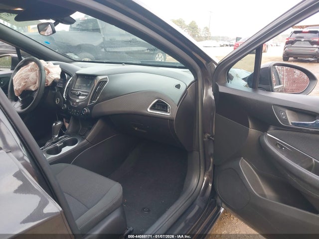1G1BE5SMXH7100027 Chevrolet Cruze Lt Auto