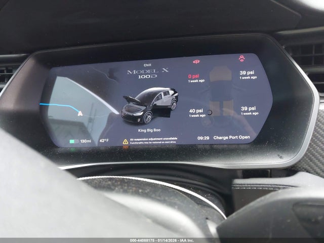 44088175 :رقم المزاد ، 5YJXCAE21JF102397 vin ، 2018 Tesla Model X مزاد بيع