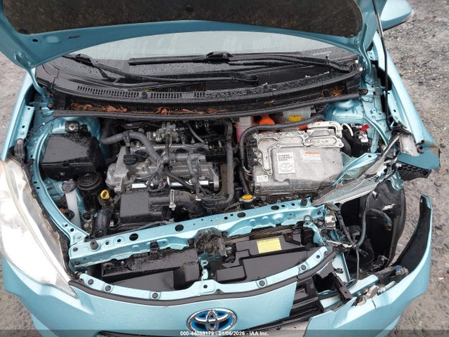 2013 TOYOTA PRIUS C JTDKDTB33D1035301 Photo 9