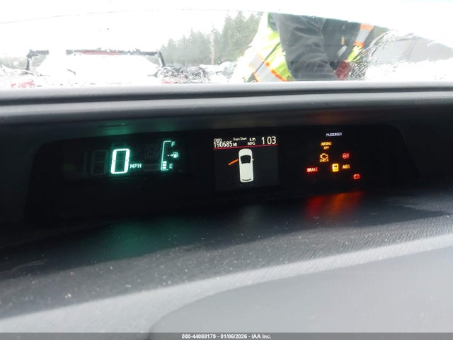 2013 TOYOTA PRIUS C JTDKDTB33D1035301 Photo 6