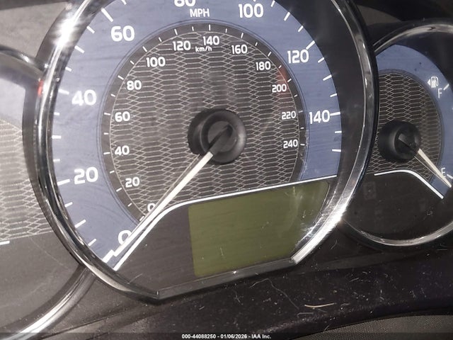 2T1BURHE5GC527713 Toyota COROLLA LE
