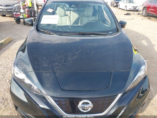 1N4AZ1CPXJC317203 Nissan Leaf Sl