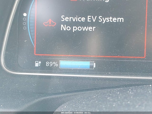 1N4AZ1CPXJC317203 Nissan Leaf Sl