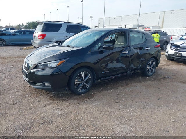 1N4AZ1CPXJC317203 Nissan Leaf Sl