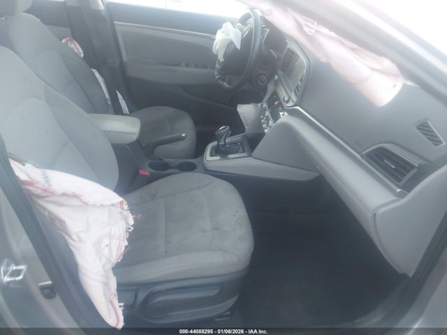 2020 HYUNDAI ELANTRA 5NPD84LF1LH577998 Photo 4