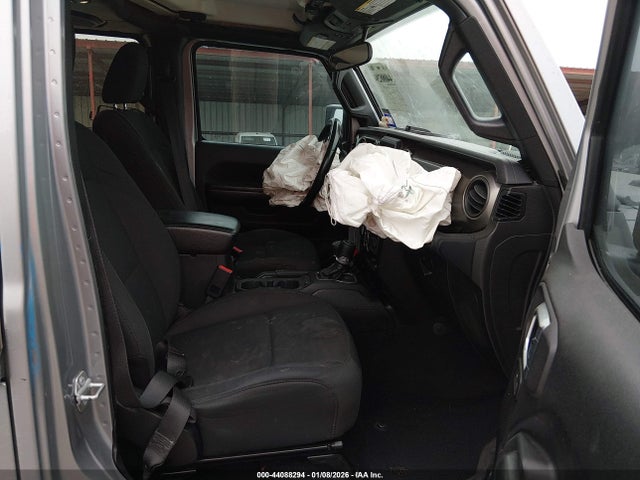 2020 JEEP WRANGLER UNLIMITED 1C4HJXDG4LW144460 Photo 4