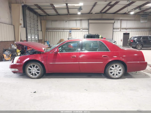 2011 Cadillac Dts Premium Collection მანქანა იყიდება აუქციონზე, vin: 1G6KH5E65BU100797, აუქციონის ნომერი: 44088302