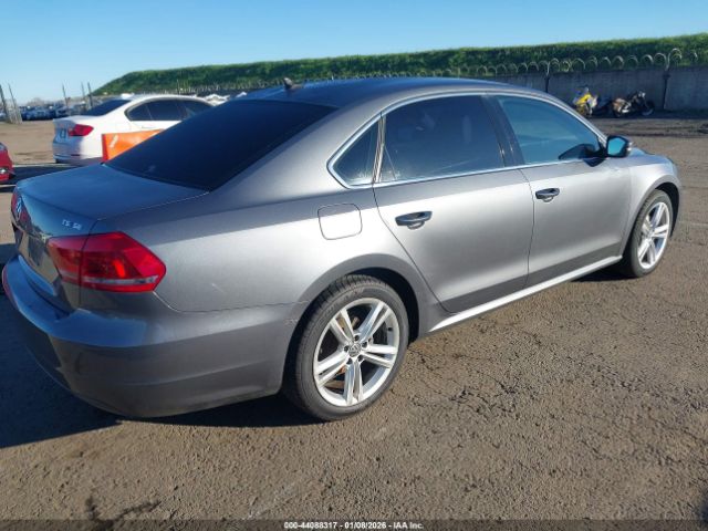 2014 VOLKSWAGEN PASSAT 1VWBT7A35EC120722 Photo 3