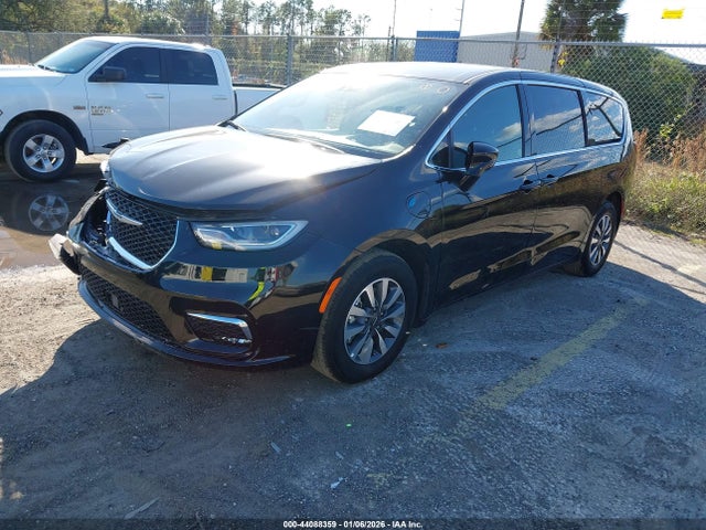 2025 CHRYSLER PACIFICA HYBRID 2C4RC1S74SR577380 Photo 1