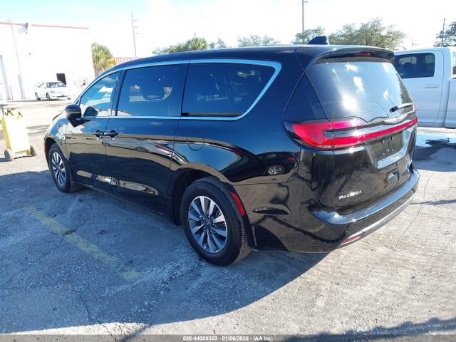 2025 CHRYSLER PACIFICA HYBRID 2C4RC1S74SR577380 Photo 2