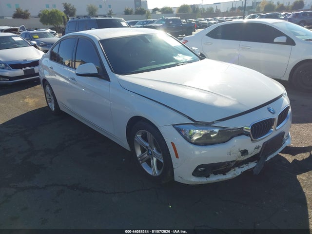 WBA8E9C53GK645608 BMW 328I