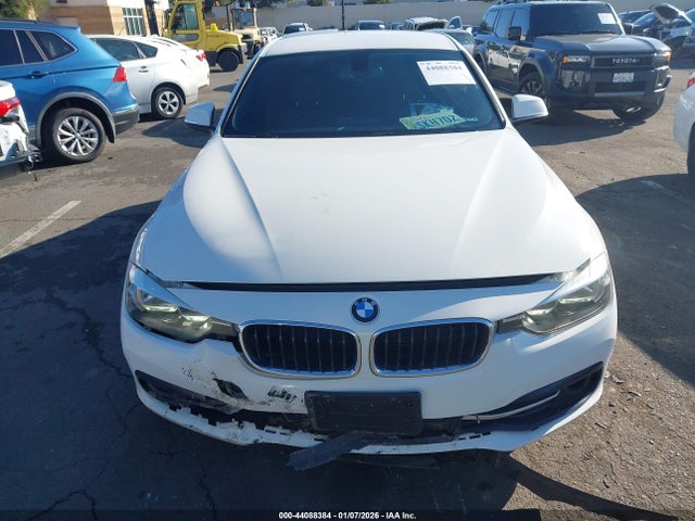 WBA8E9C53GK645608 BMW 328I
