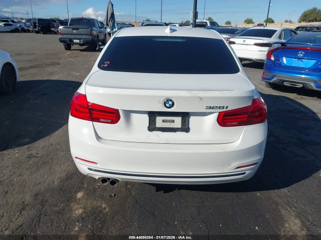 WBA8E9C53GK645608 BMW 328I