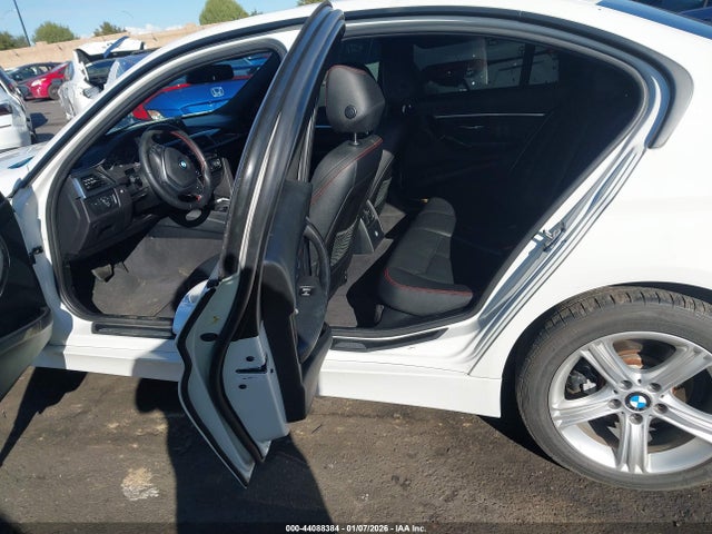 WBA8E9C53GK645608 BMW 328I