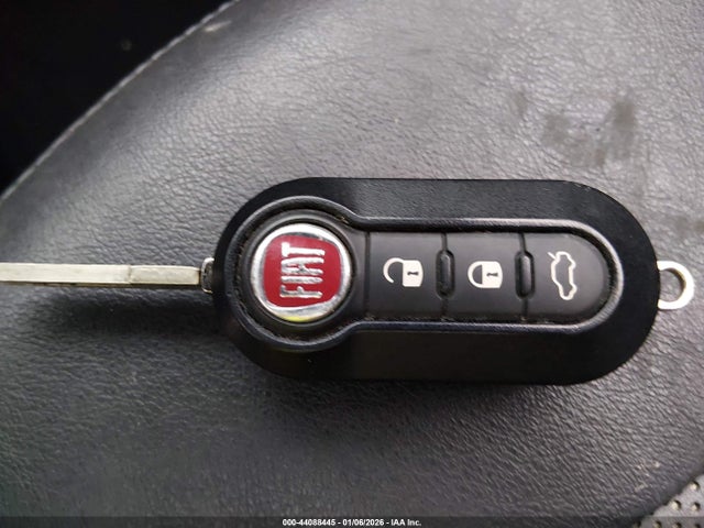 2015 FIAT 500L ZFBCFACH0FZ034644 Photo 10