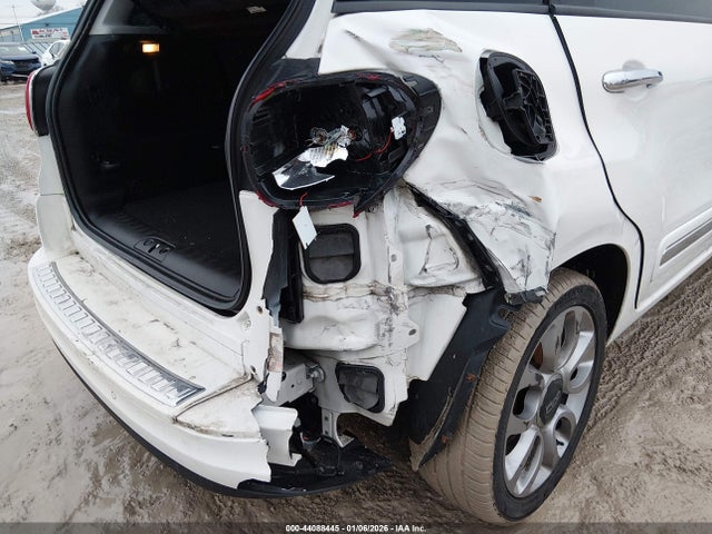 2015 FIAT 500L ZFBCFACH0FZ034644 Photo 5