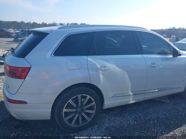 Audi Q7 Prestige 2017 WA1VAAF72HD026076 Image 12