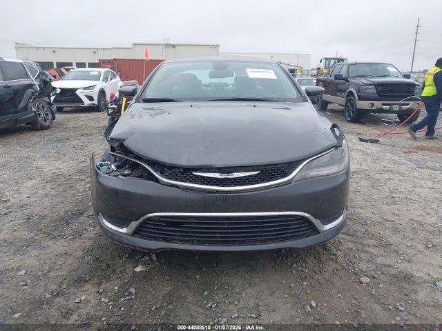 44088510 :رقم المزاد ، 1C3CCCAB7FN637814 vin ، 2015 Chrysler 200 Limited مزاد بيع