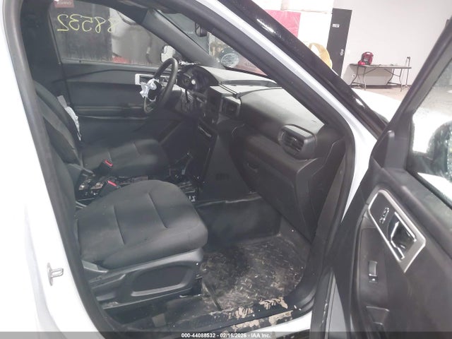 Ford Police Interceptor Utility 2022 1FM5K8AB0NGB59349 Image 5