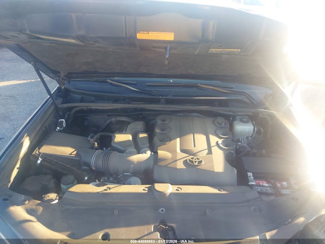 2019 TOYOTA 4RUNNER JTEBU5JR2K5729948 Photo 9