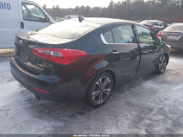 KNAFZ4A80G5522620 KIA FORTE EX