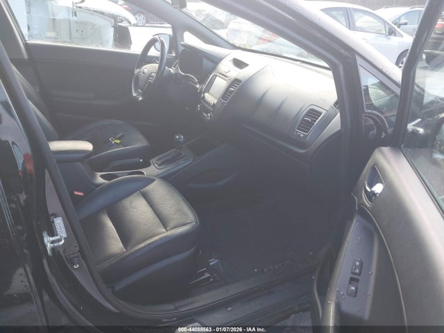 KNAFZ4A80G5522620 KIA FORTE EX