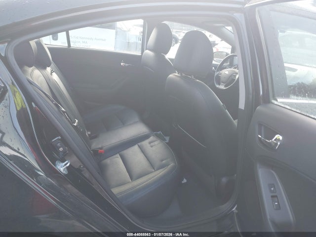 KNAFZ4A80G5522620 KIA FORTE EX