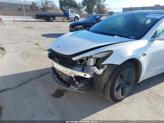 2020 TESLA MODEL 3 5YJ3E1EA2LF804599 Photo 5