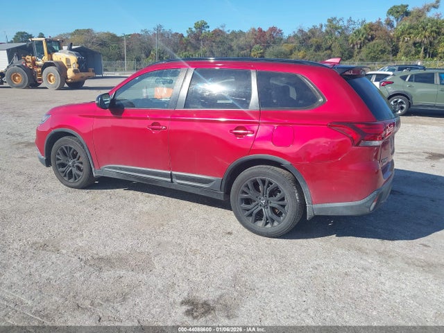 2018 MITSUBISHI OUTLANDER JA4AD3A36JZ019601 Photo 2
