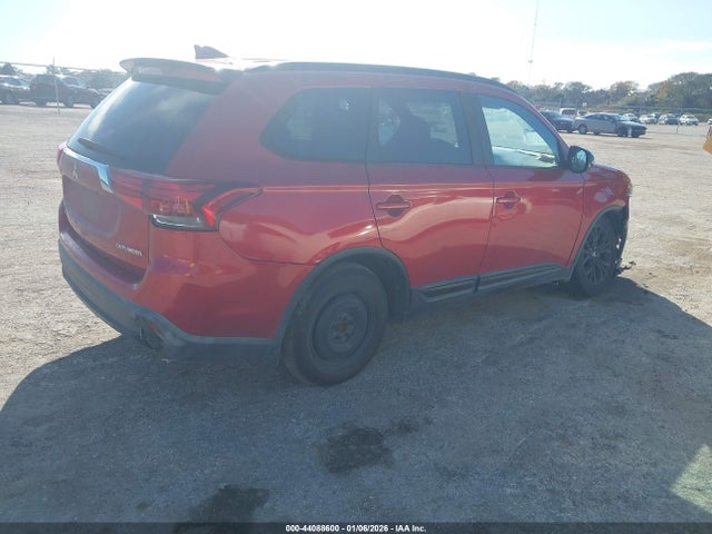 2018 MITSUBISHI OUTLANDER JA4AD3A36JZ019601 Photo 3