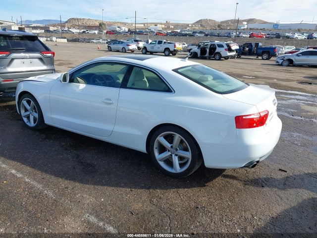 2008 AUDI A5 WAUDK78T18A029495 Photo 2