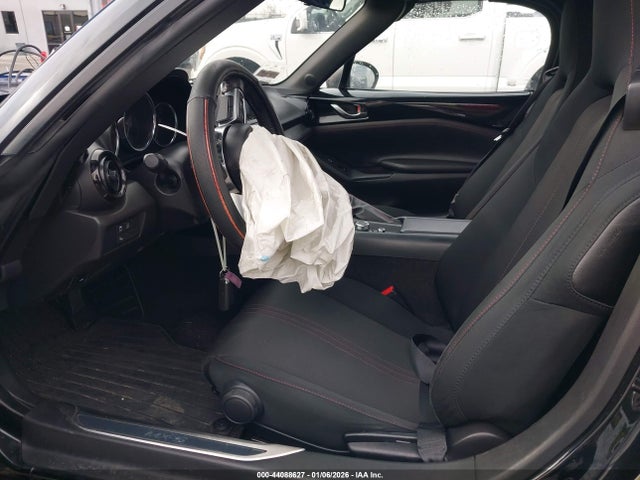 Mazda Mx-5 Miata Club 2017 JM1NDAC72H0121259 Image 8