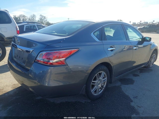 1N4AL3AP5FC264126 Nissan Altima 2.5 S