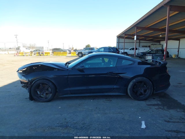 Ford Mustang Ecoboost 2018 1FA6P8TH2J5168125 Image 15