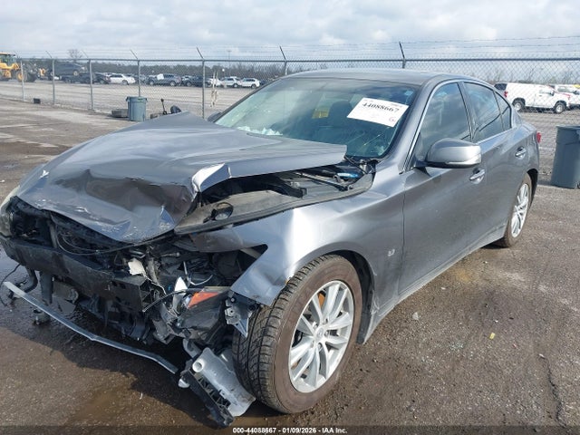 44088667 :رقم المزاد ، JN1BV7APXFM355082 vin ، 2015 Infiniti Q50 مزاد بيع