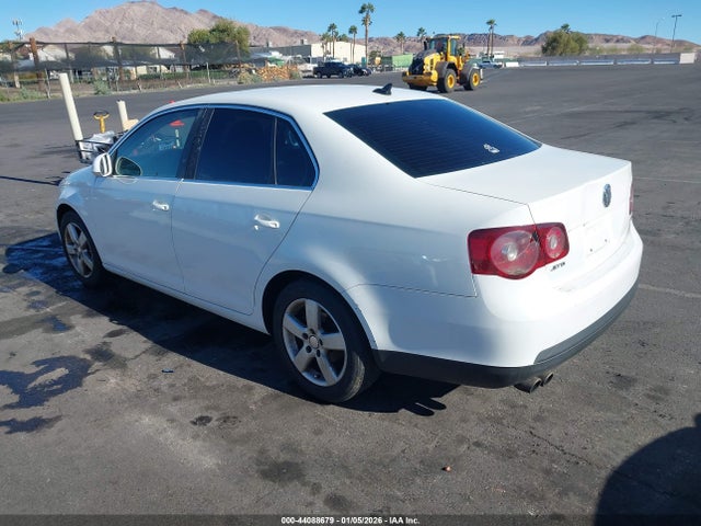2009 VOLKSWAGEN JETTA 3VWRZ71K69M096004 Photo 2