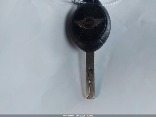 2008 MINI COOPER WMWRF33578TG18389 Photo 10
