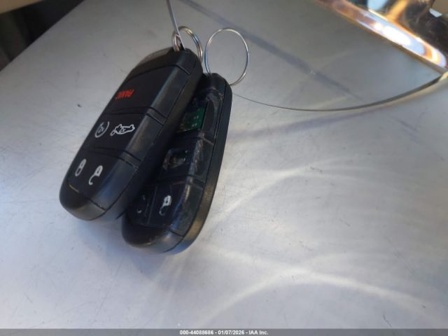 2011 CHRYSLER 300C 2C3CA6CT3BH529772 Photo 10