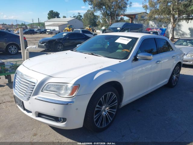 2011 CHRYSLER 300C 2C3CA6CT3BH529772 Photo 1